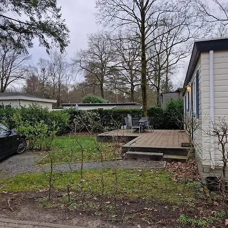 Chalet 6 Persoons Op De Veluwe Bij Binnen En Buiten Zwembad